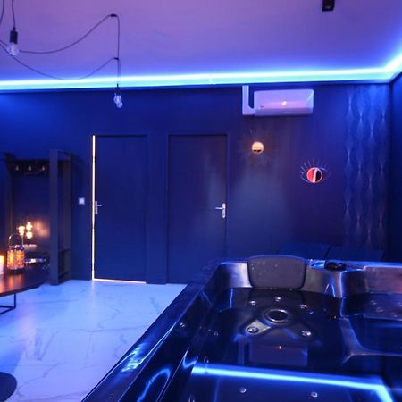 Suite Blue Jacuzzi Le Breuil  Exterior foto